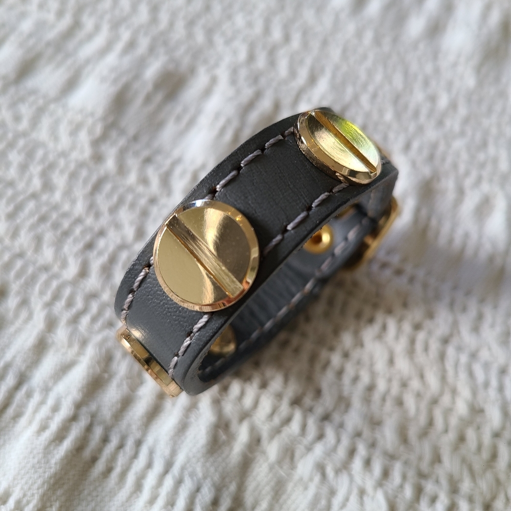 Leather and Gold- Colored accent Belt Bracelet - Picture 3 of 16